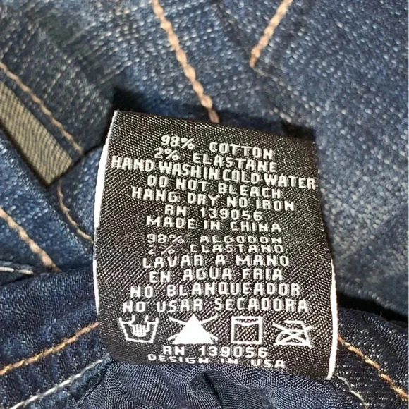 Grace in LA  Denim Shorts Aztec Tribal Embroidered Rhinestones Sz 28 ( 6 ) NWOT - Picture 9 of 9